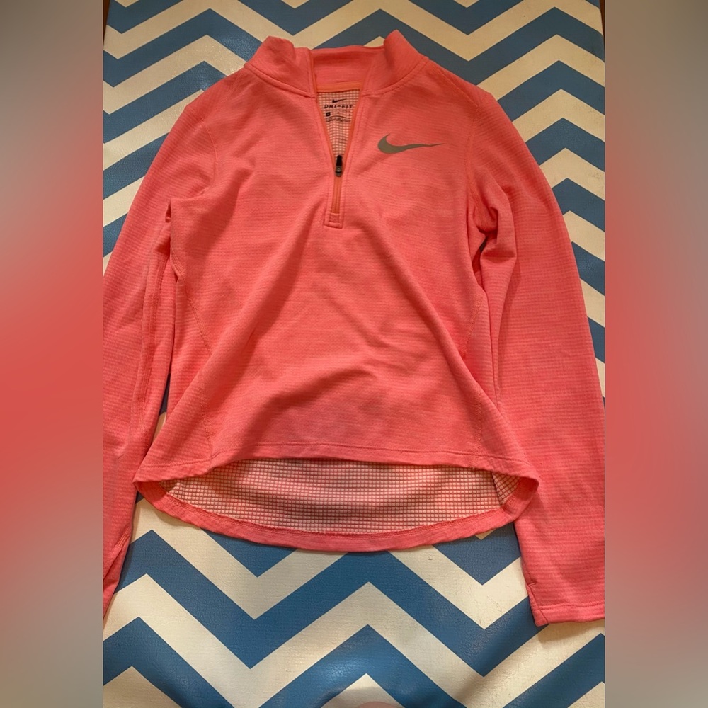 nike dri-fit long sleeve half zip shirt
